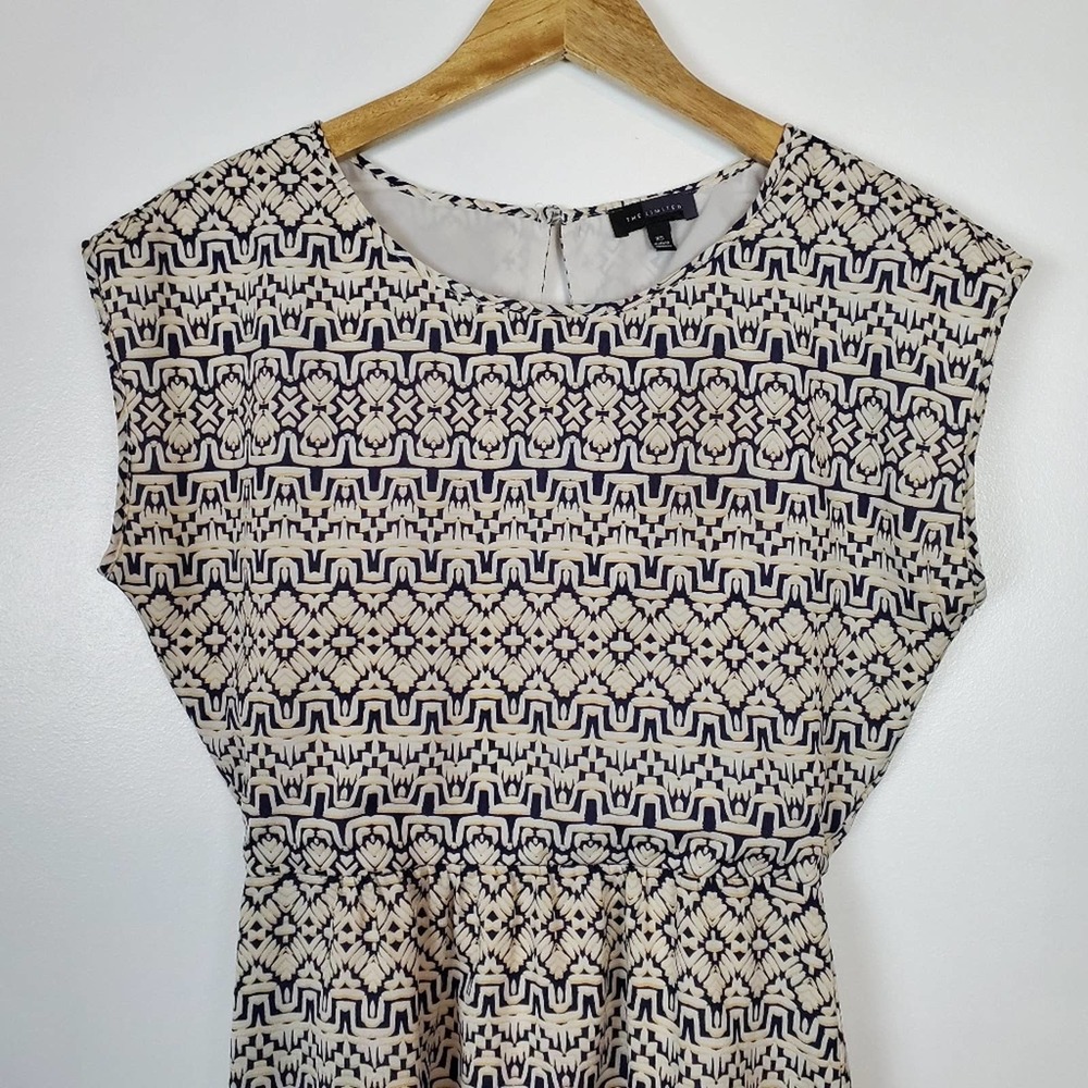 The Limited sleeveless belted dress EUC - Picture 3 of 5
